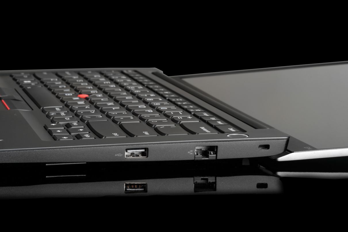Lenovo ThinkPad E14 Gen 4 AMD THINKPAD-E14-GEN-4-AMD - Digitmedia.pl