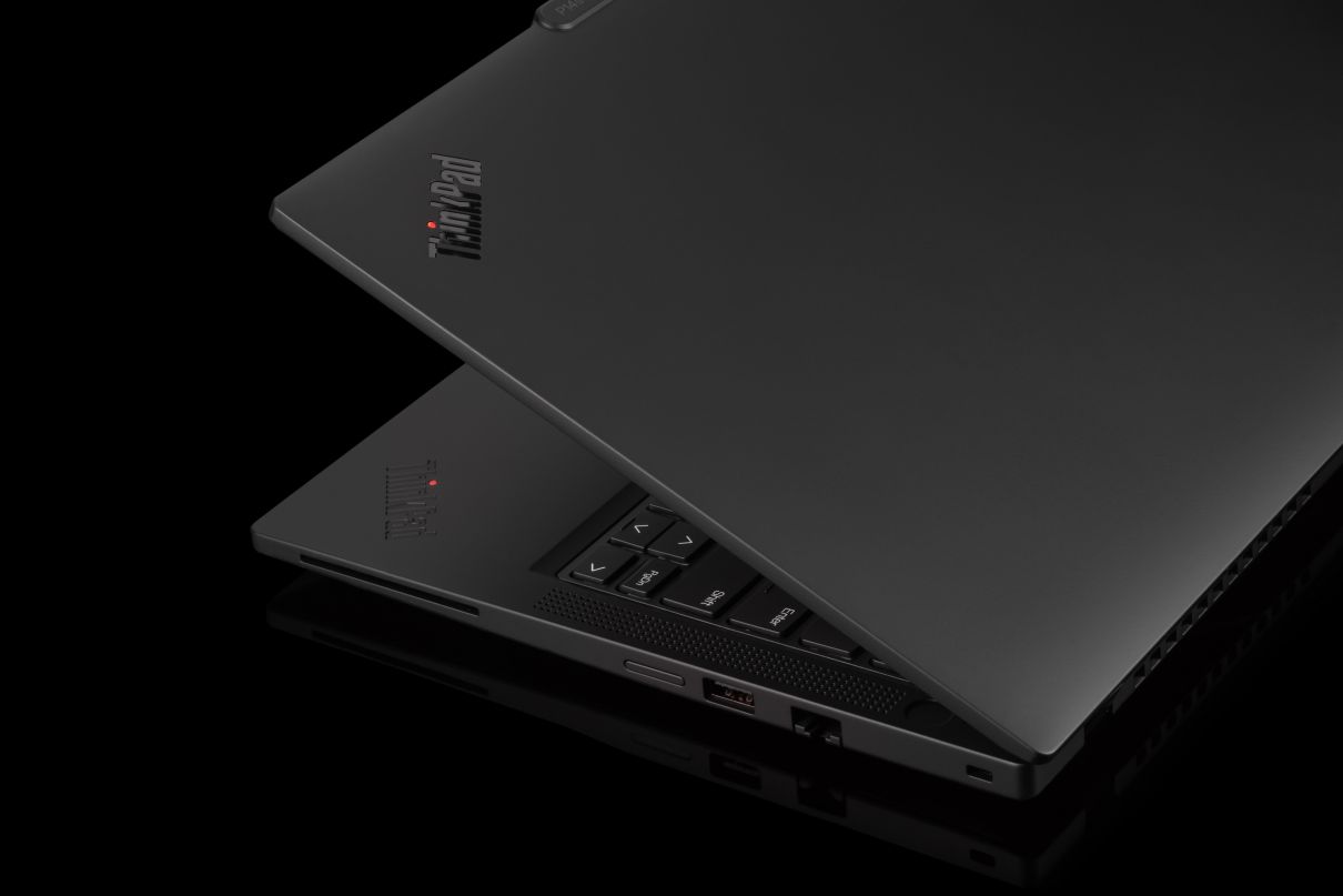 Lenovo ThinkPad P14s Gen 5 AMD obudowa