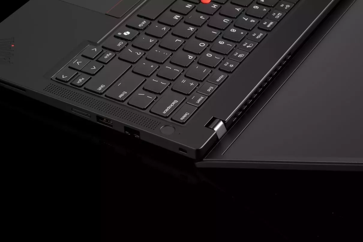 ThinkPad T14 Gen 5 AMD klawiatura