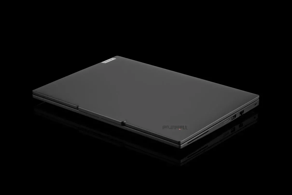 Lenovo ThinkPad T14 Gen 5 AMD obudowa
