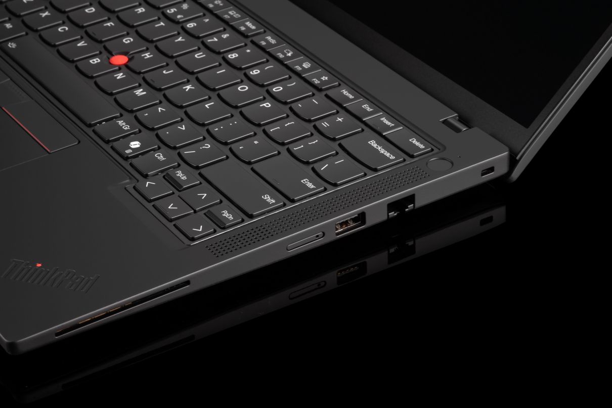 【たけのこ】Lenovo ThinkPad T14 Gen 5 ThinkPad T14 Gen 5 (Intel® Core™ Ultra) | パワフルな14型