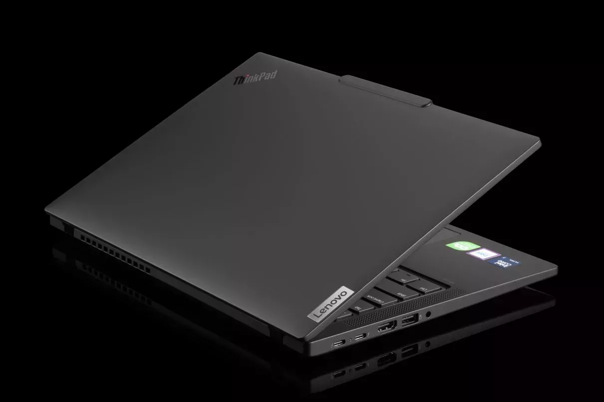 ThinkPad T14 Gen 5 AMD obudowa
