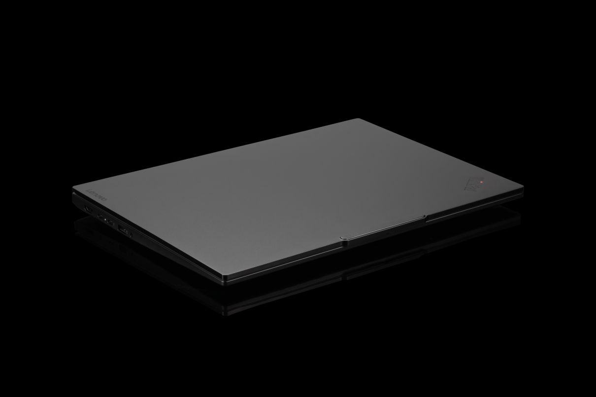 Lenovo ThinkPad E16 Gen 3 AMD obudowa