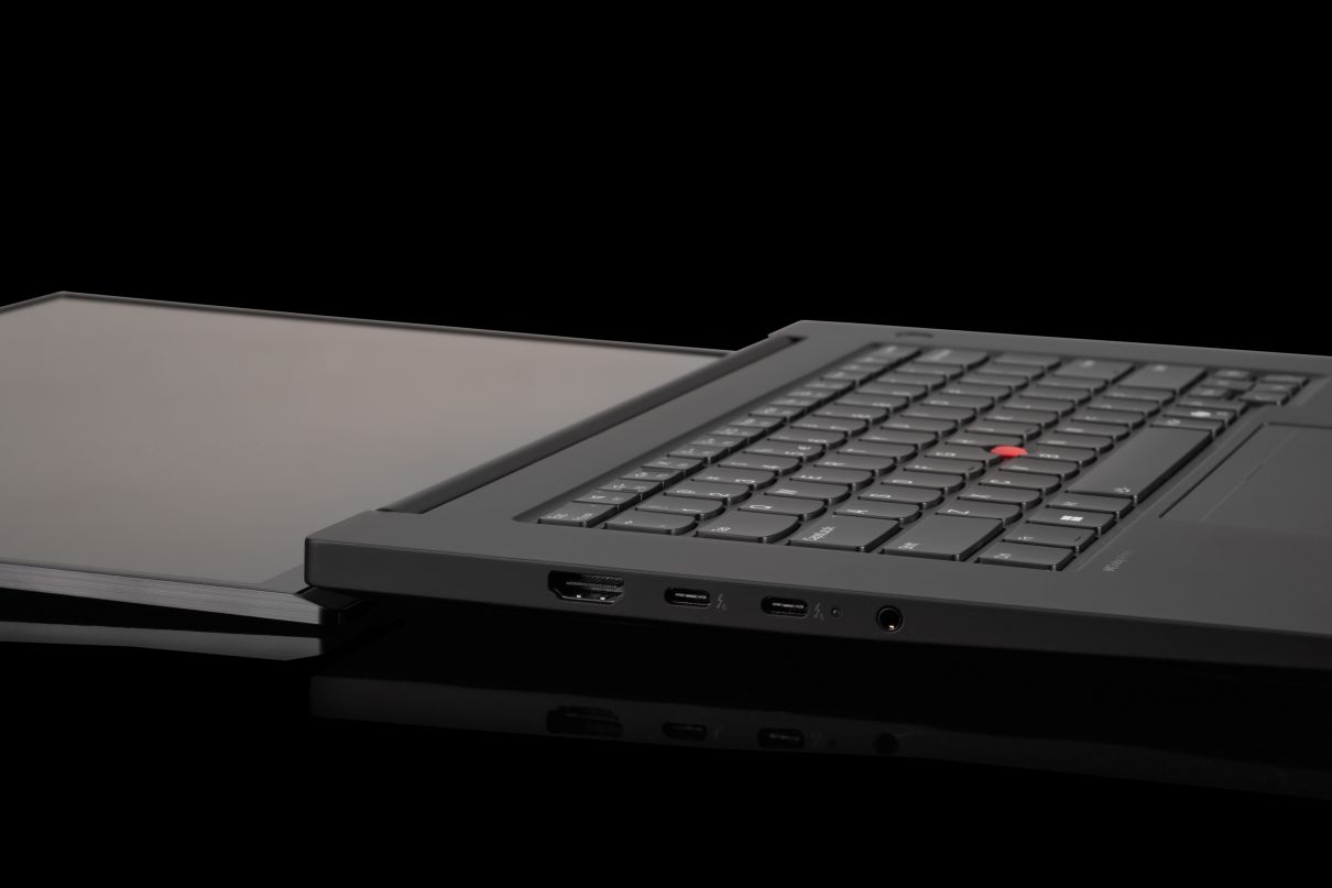 Lenovo ThinkPad P1 Gen 8 zawias