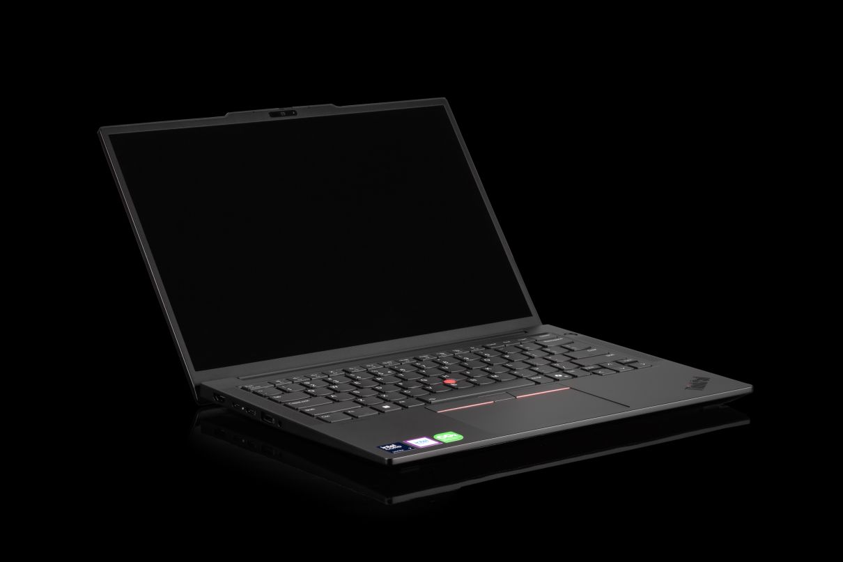 Laptop Lenovo ThinkPad E14 Gen 7 AMD