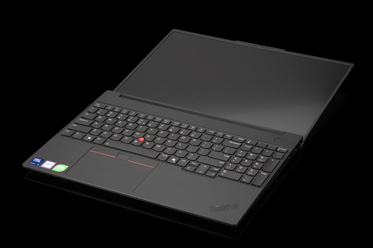 ThinkPad E16 Gen 3 ekran