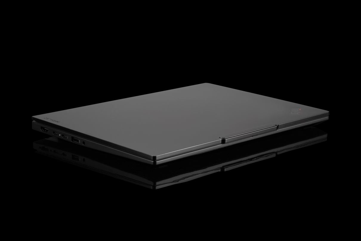 Laptop Lenovo ThinkPad E14 Gen 7 AMD obudowa